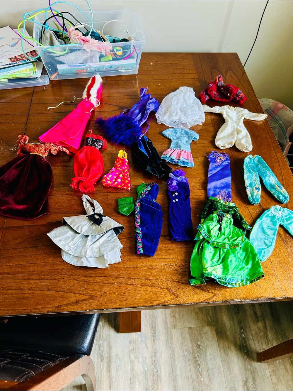 Barbie Outfit Lot in Pink, Green, Blue, Purple, Red